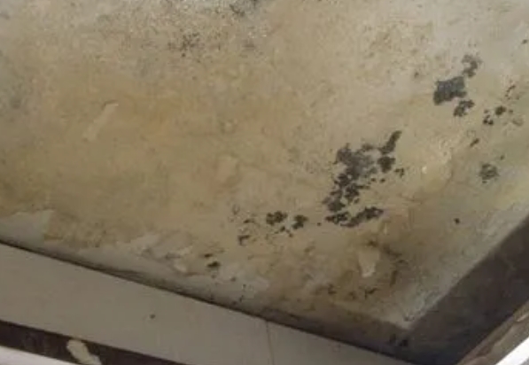 景德镇阳台漏水维修公司分享下景德镇卫生间渗水维修需要注意哪些问题。